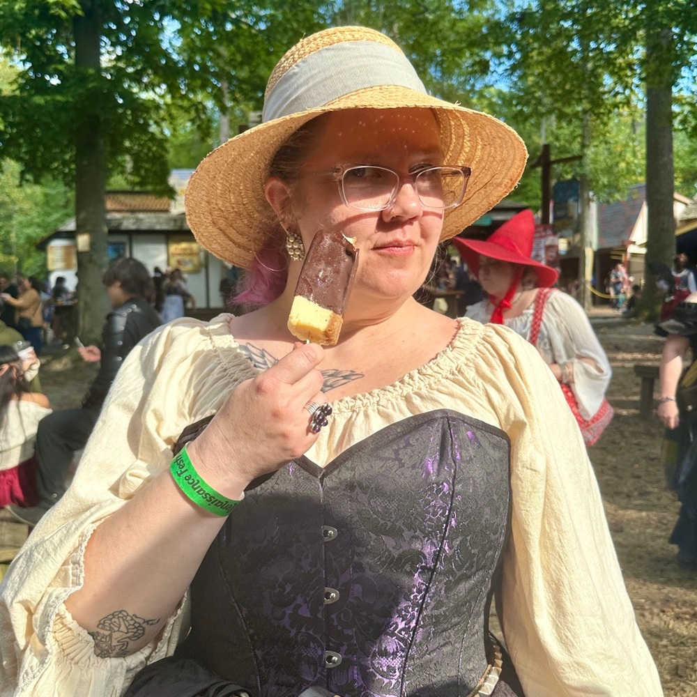 Meet your Posher, Bre